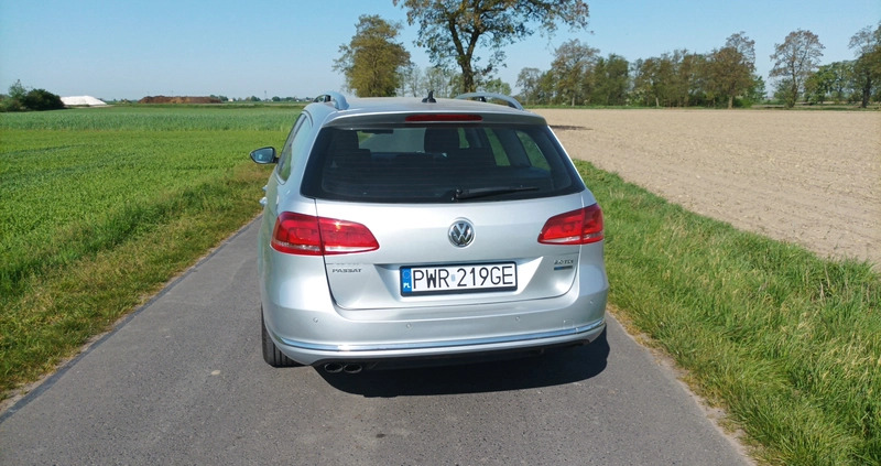 Volkswagen Passat cena 35900 przebieg: 194800, rok produkcji 2013 z Olkusz małe 277